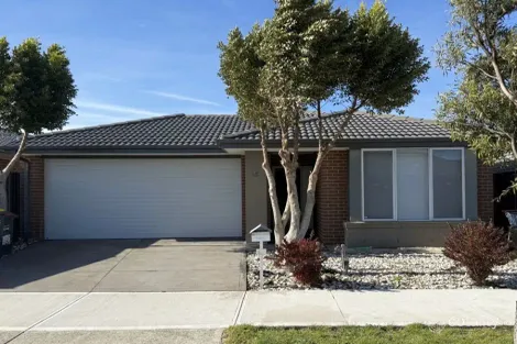 Property photo of 45 Mountleigh Circuit Craigieburn VIC 3064