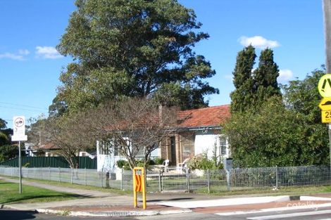 347 Blaxcell St, South Granville, NSW 2142