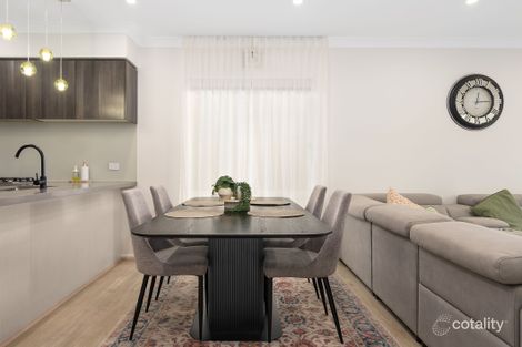 Property photo of 2 Firetail Street Vineyard NSW 2765