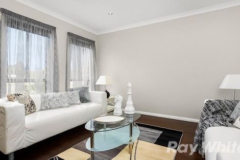 Property photo of 4 Pearce Way Craigieburn VIC 3064