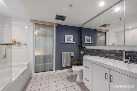 Property photo of 223/64 Macquarie Street Teneriffe QLD 4005