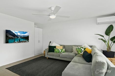 Property photo of 1/30 Ikkina Road Burleigh Heads QLD 4220