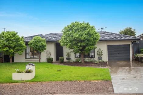 Property photo of 61 Tumbella Drive Murray Bridge SA 5253