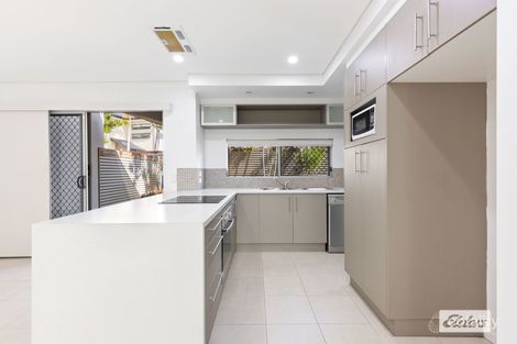 Property photo of 4/187 Torquay Road Scarness QLD 4655