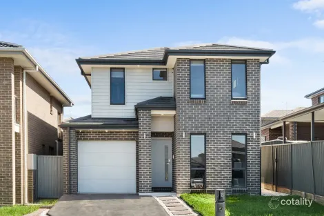 8 Scrubwren St, Austral, NSW 2179