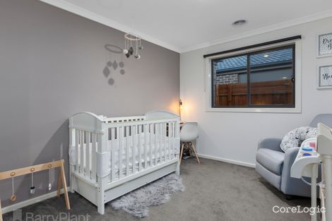 Property photo of 90 Waterhaven Boulevard Point Cook VIC 3030