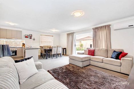 Property photo of 40 Laurence Way Tarneit VIC 3029