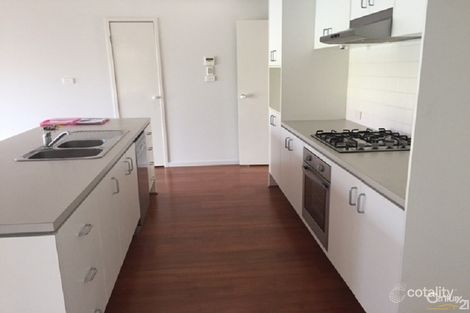 Property photo of 34 Kerrigan Crescent Elderslie NSW 2570