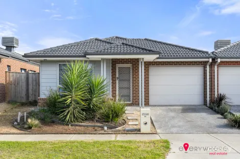 Property photo of 44 Fitzrovia Drive Wyndham Vale VIC 3024