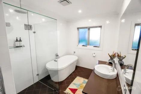 Property photo of 18 Player Parade Ocean Shores NSW 2483