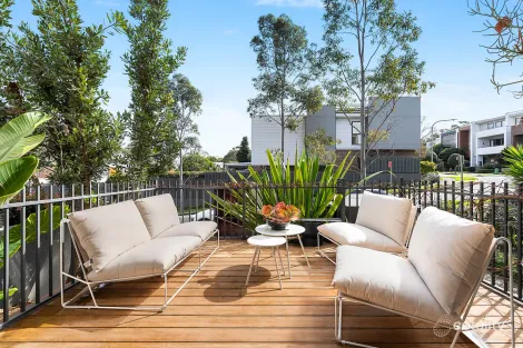 Property photo of 60 Lardelli Drive Ryde NSW 2112