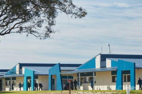 Property photo of 12 Coppin Way South Yunderup WA 6208