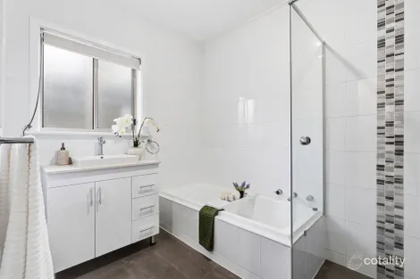 Property photo of 20 Oratava Avenue Bridgewater SA 5155