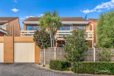 6/1 Benambra St, Mornington, VIC 3931