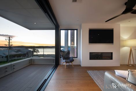 Property photo of 95 Thompson Road Speers Point NSW 2284