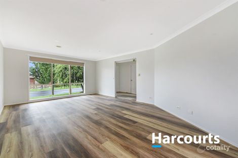 Property photo of 34 Cornwell Crescent Cranbourne East VIC 3977