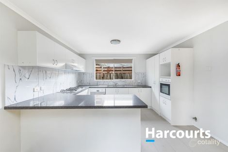 Property photo of 34 Cornwell Crescent Cranbourne East VIC 3977