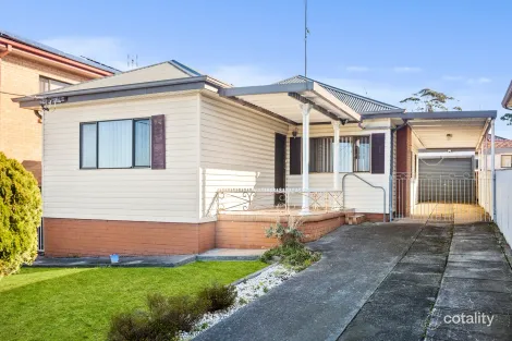 Property photo of 4 First Avenue North Warrawong NSW 2502
