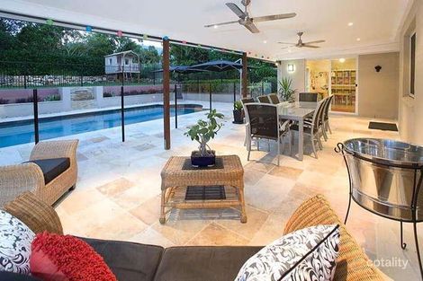 Property photo of 11 Meta Place Fig Tree Pocket QLD 4069