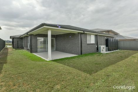 Property photo of 11 Seidler Parade Oran Park NSW 2570