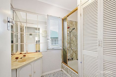 Property photo of 33 Gordon Parade Manly QLD 4179