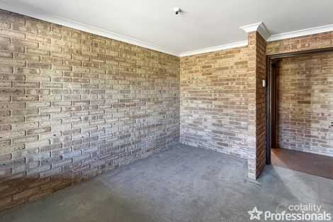 16 Estuary Pl, Wannanup, WA 6210