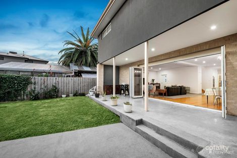 Property photo of 13 Poplar Crescent Bellfield VIC 3081