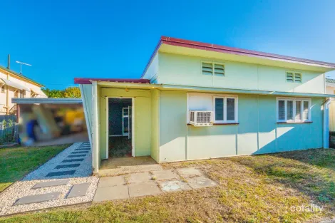 Property photo of 28 Macdonnell Road Margate QLD 4019