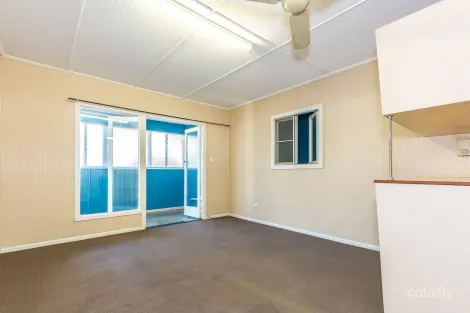 Property photo of 28 Macdonnell Road Margate QLD 4019