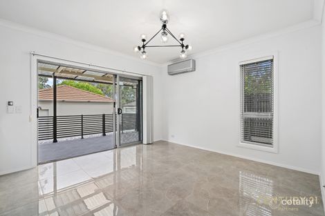 Property photo of 93 Hemsworth Avenue Middleton Grange NSW 2171
