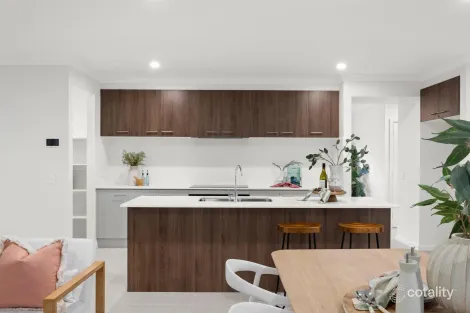 Property photo of 12 Edgeview Way Flinders View QLD 4305