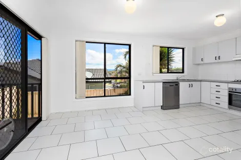 Property photo of 2/8 Wallis Close Flinders NSW 2529