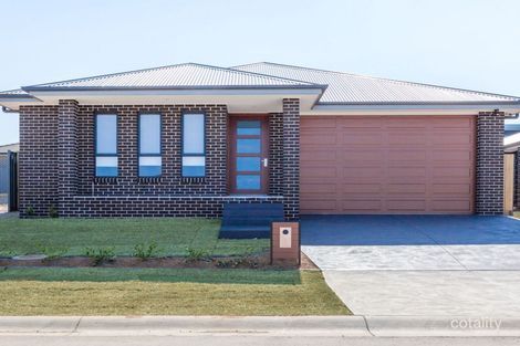14 Hurst St, Spring Farm, NSW 2570