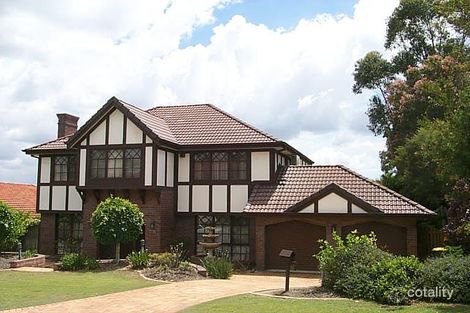 16 Bodian St, Carindale, QLD 4152