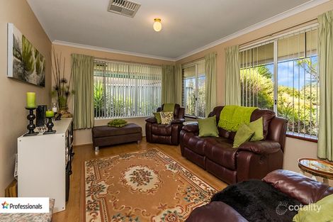 Property photo of 5 Halfmoon Place Waikiki WA 6169