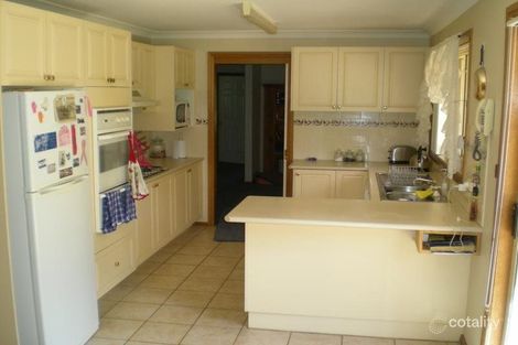 Property photo of 3 Westhaven Place Orange NSW 2800