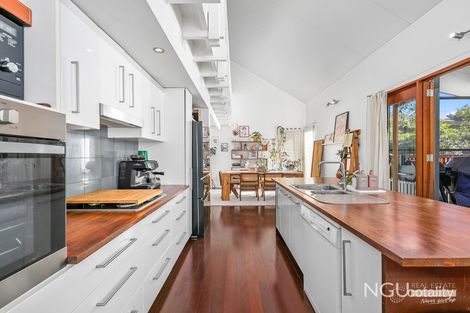 Property photo of 56 Macquarie Street Silkstone QLD 4304