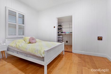 Property photo of 68 Clarendon Street East Brisbane QLD 4169