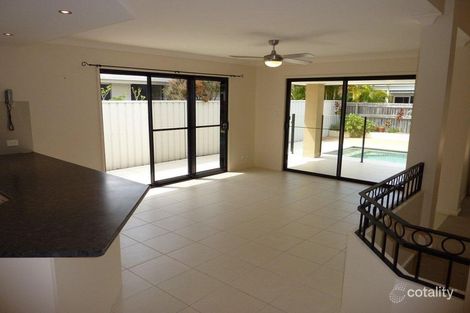 Property photo of 18 Cayman Place Parrearra QLD 4575