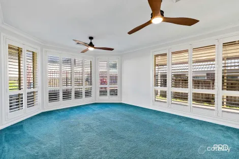 Property photo of 2 Marcus Clarke Crescent Glenmore Park NSW 2745