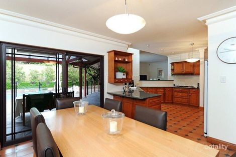 Property photo of 18 Medway Crescent Rostrevor SA 5073