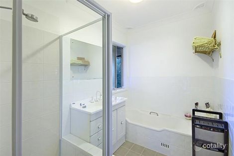 Property photo of 9 Joyce Avenue Wyoming NSW 2250