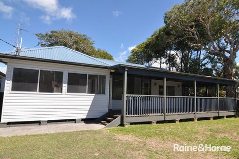Property photo of 17 Ourringo Street Budgewoi NSW 2262