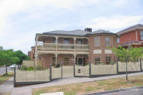 40 Central Park Ave, Maribyrnong, VIC 3032