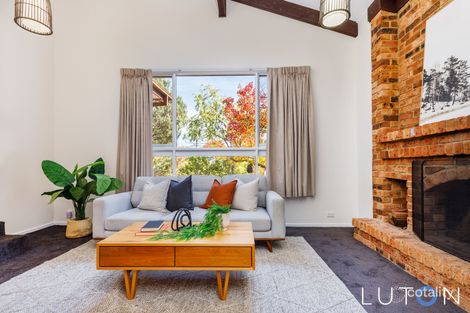 Property photo of 122 Castleton Crescent Gowrie ACT 2904