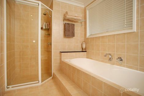 Property photo of 10 Autumn Leaf Grove Cherrybrook NSW 2126