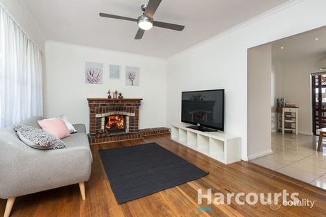 Property photo of 30 Photinia Street Doveton VIC 3177