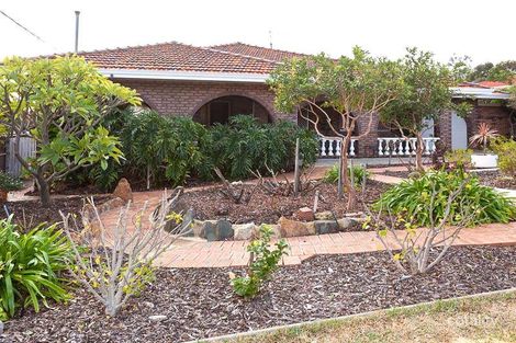 24 Lucich St, Kelmscott, WA 6111