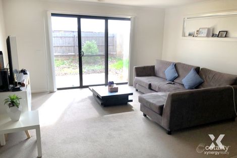 Property photo of 8 Lores Drive Brookfield VIC 3338