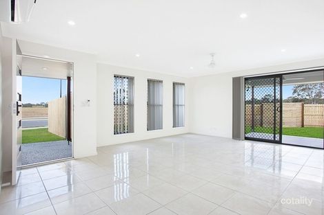 Property photo of 1/25 Fern Parade Griffin QLD 4503